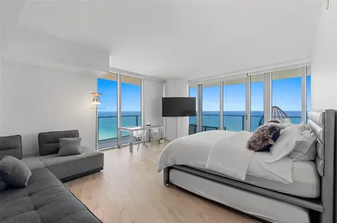 4111 S Ocean Drive Hollywood FL 33019
