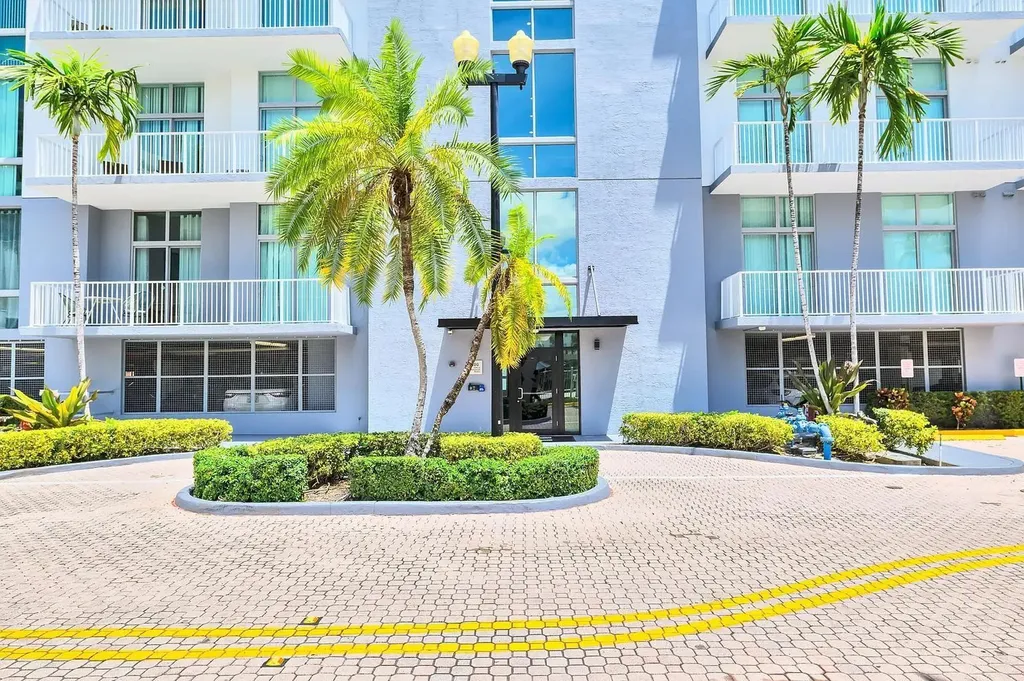 2100 Van Buren Street Hollywood FL 33020