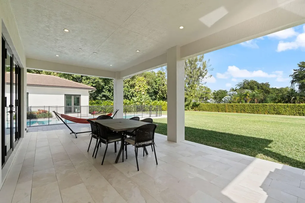 11861 NW 9 Street Plantation FL 33325