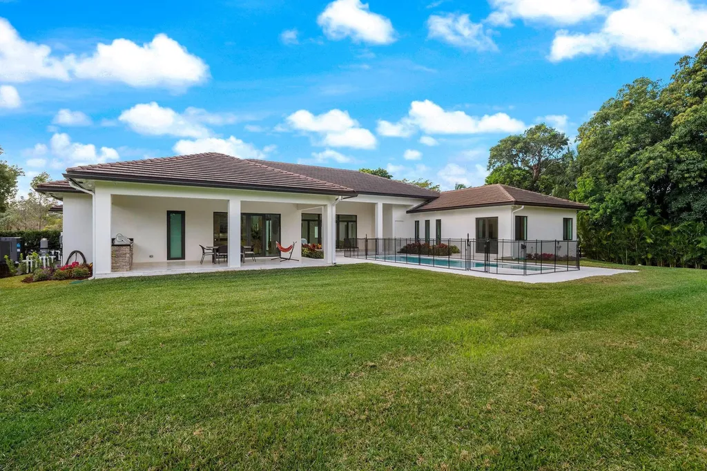 11861 NW 9 Street Plantation FL 33325