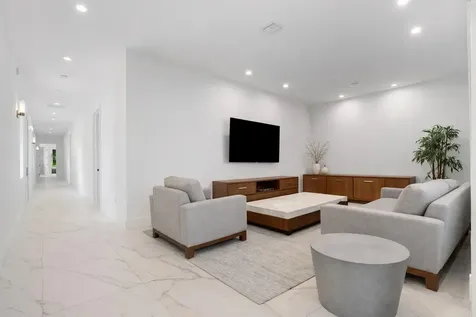11861 NW 9 Street Plantation FL 33325