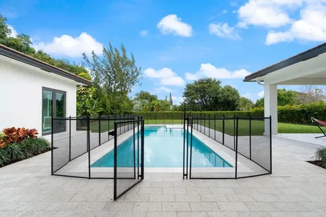 11861 NW 9 Street Plantation FL 33325