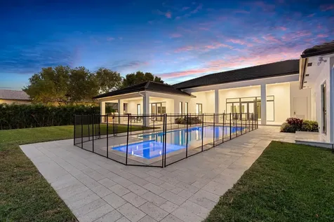 11861 NW 9 Street Plantation FL 33325