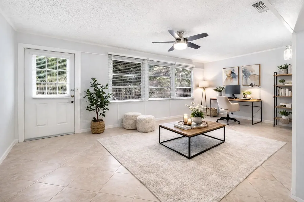 393 Bennington Lane Lake Worth FL 33467