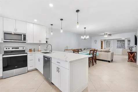 393 Bennington Lane Lake Worth FL 33467