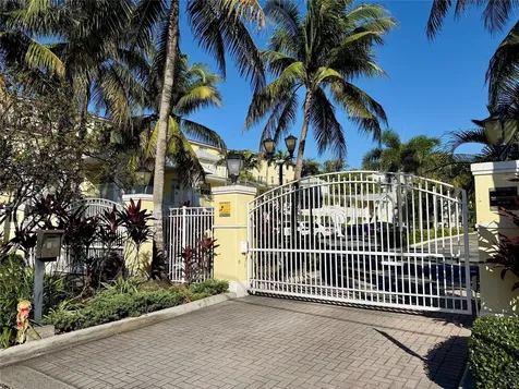 2660 NE 8th Avenue Wilton Manors FL 33334
