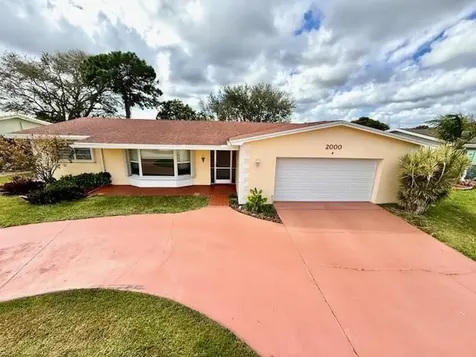 2000 NW 86th Terrace Pembroke Pines FL 33024