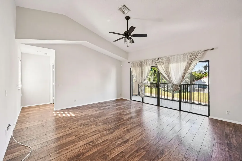7525 NW 61st Terrace Parkland FL 33067