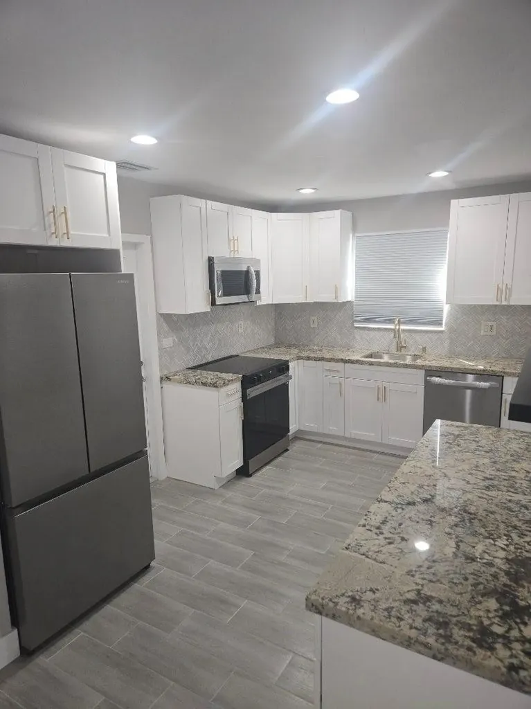 7531 Polk Street Hollywood FL 33024