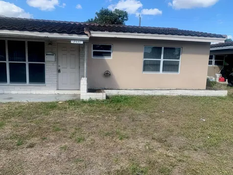 7531 Polk Street Hollywood FL 33024