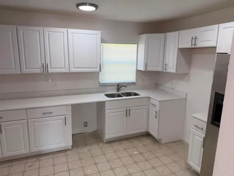 4002 Avenue Q Fort Pierce FL 34947