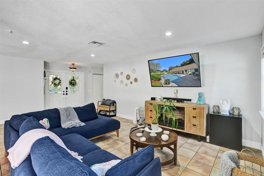 14930 SW 145th Street Miami FL 33196
