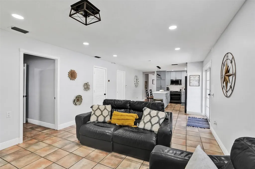 14930 SW 145th Street Miami FL 33196