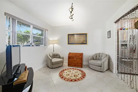 7653 NW 79th Avenue Tamarac FL 33321