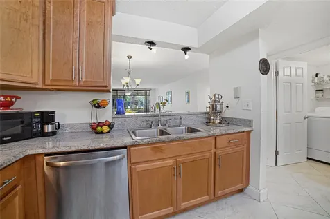 7653 NW 79th Avenue Tamarac FL 33321