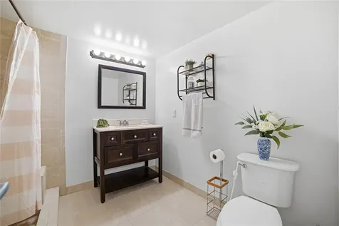 7653 NW 79th Avenue Tamarac FL 33321
