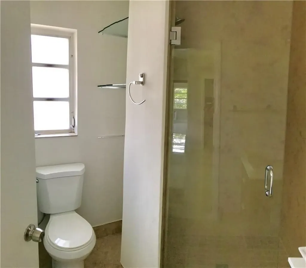 9271 W Bay Harbor Drive Bay Harbor Islands FL 33154