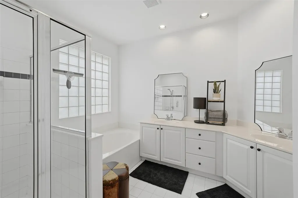 21215 Via Ventura Boca Raton FL 33433