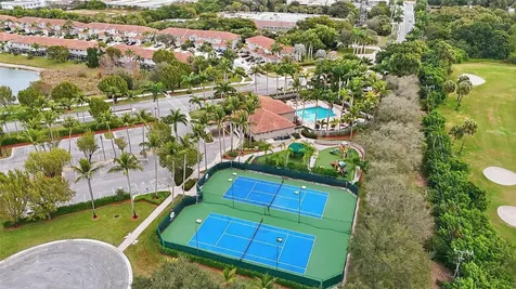 21215 Via Ventura Boca Raton FL 33433