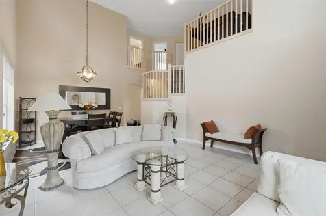 21215 Via Ventura Boca Raton FL 33433