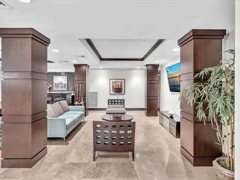 2421 NE 65th Street Fort Lauderdale FL 33308