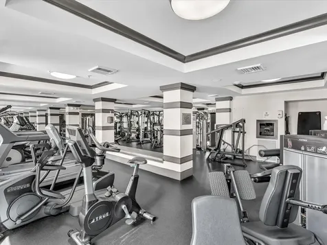 2421 NE 65th Street Fort Lauderdale FL 33308