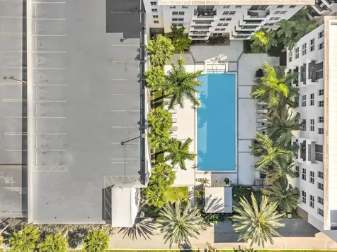 2421 NE 65th Street Fort Lauderdale FL 33308
