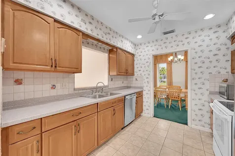 7480 NW 9th Street Plantation FL 33317