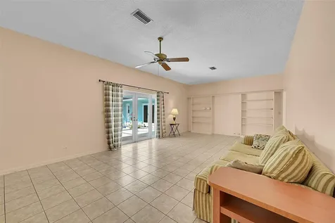 7480 NW 9th Street Plantation FL 33317