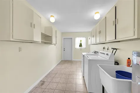 7480 NW 9th Street Plantation FL 33317