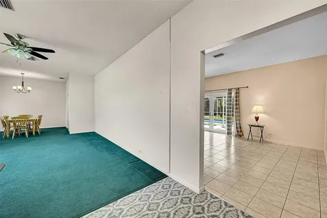 7480 NW 9th Street Plantation FL 33317