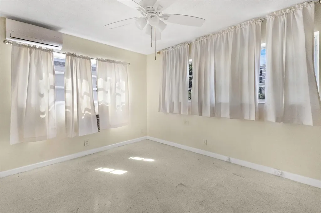 3212 NE 7th Place Pompano Beach FL 33062