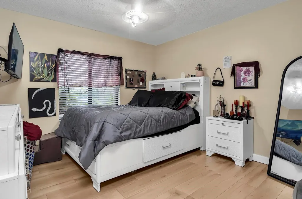12121 NW 2nd Drive Coral Springs FL 33071