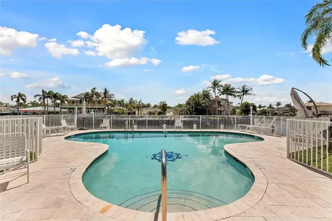 2400 NE 36th Street Lighthouse Point FL 33064