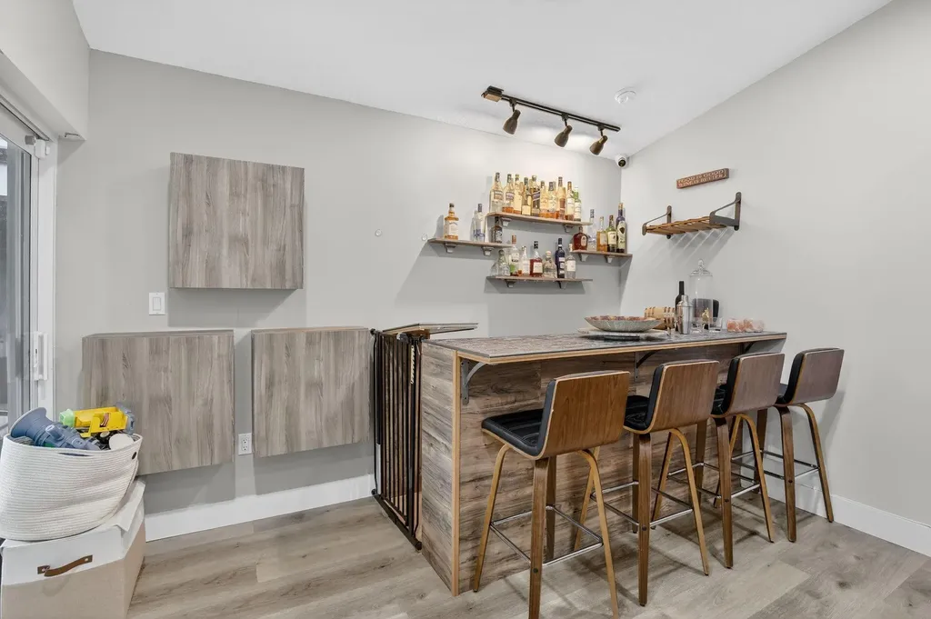 1051 NW 124th Terrace Sunrise FL 33323