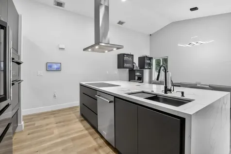 1051 NW 124th Terrace Sunrise FL 33323