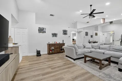 1051 NW 124th Terrace Sunrise FL 33323