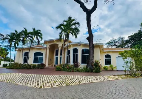 5981 SW 37th Terrace Fort Lauderdale FL 33312