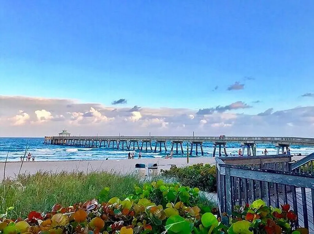 1917 NE 3rd Street Deerfield Beach FL 33441