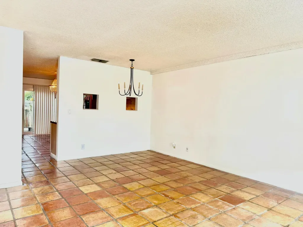1917 NE 3rd Street Deerfield Beach FL 33441