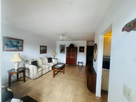2050 NE 39th Street Lighthouse Point FL 33064