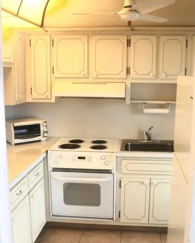 2050 NE 39th Street Lighthouse Point FL 33064