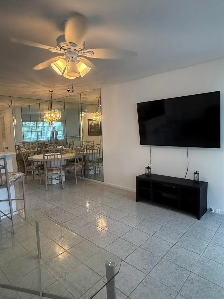 203 Tilford J Deerfield Beach FL 33442