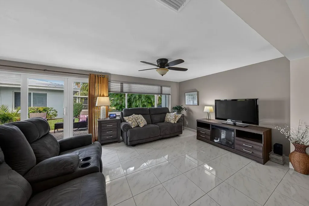 1431 S Ocean Boulevard Pompano Beach FL 33062