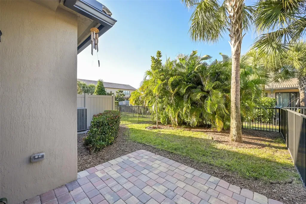 8247 Cinch Way Lake Worth FL 33467