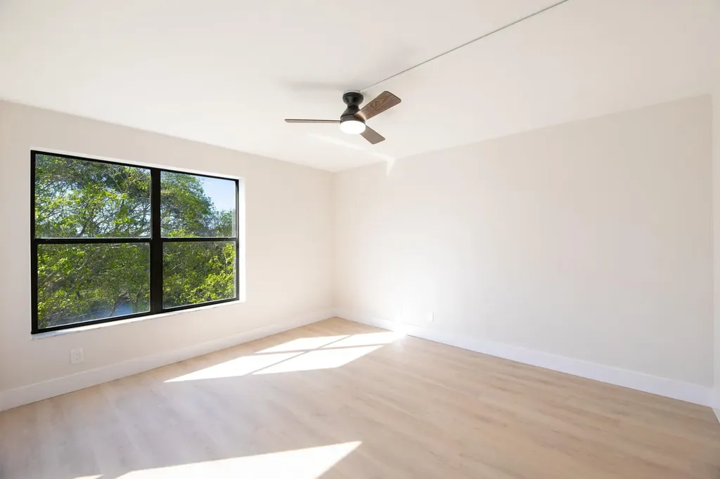 2322 S Cypress Bend Drive Pompano Beach FL 33069
