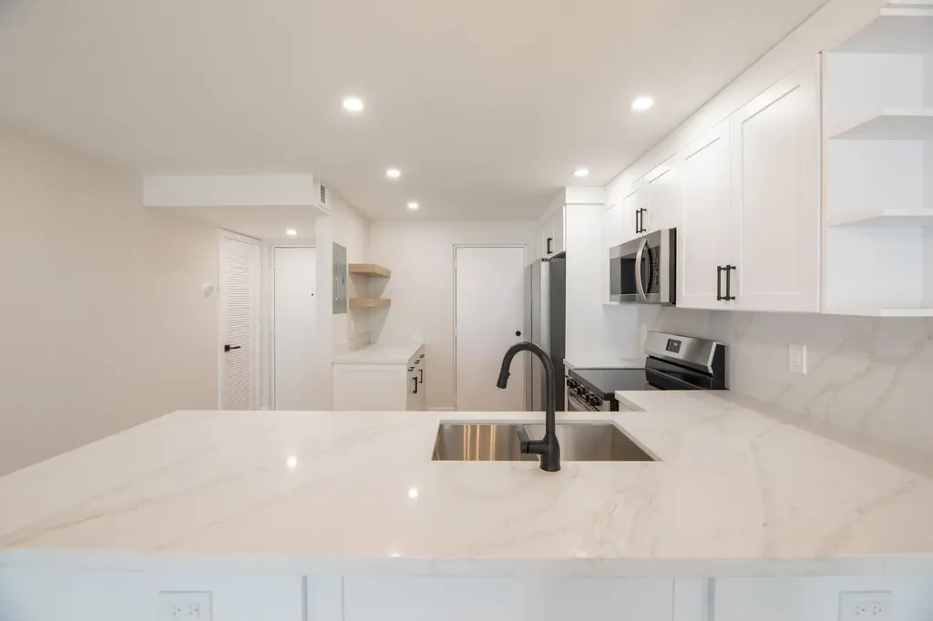 2322 S Cypress Bend Drive Pompano Beach FL 33069