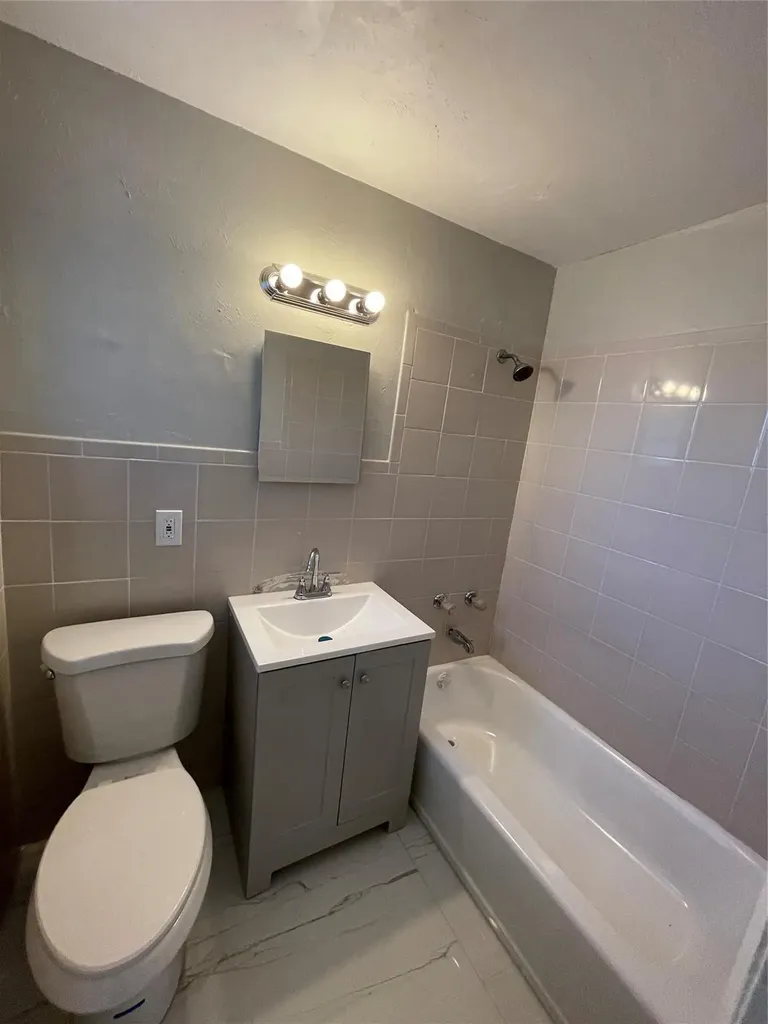 721 SW 8th Street Pompano Beach FL 33060