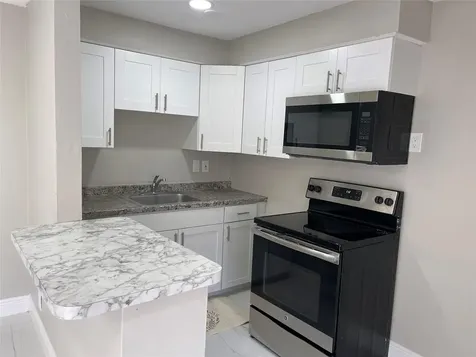 721 SW 8th Street Pompano Beach FL 33060