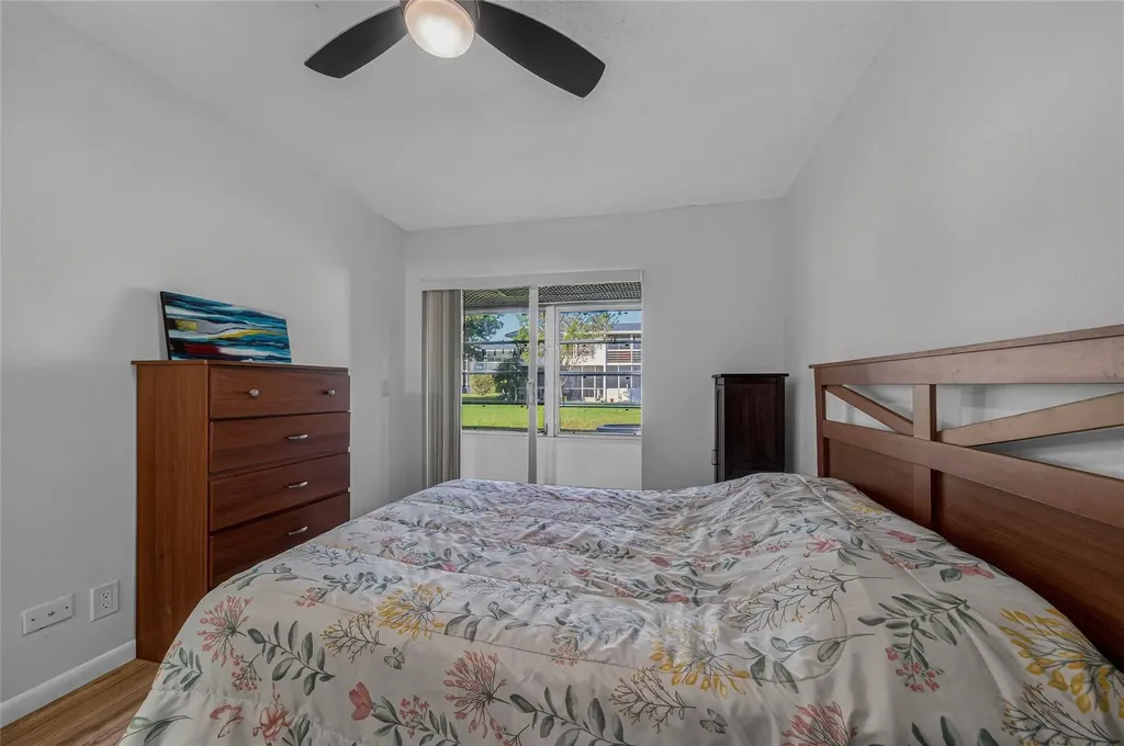51 Farnham C Deerfield Beach FL 33442